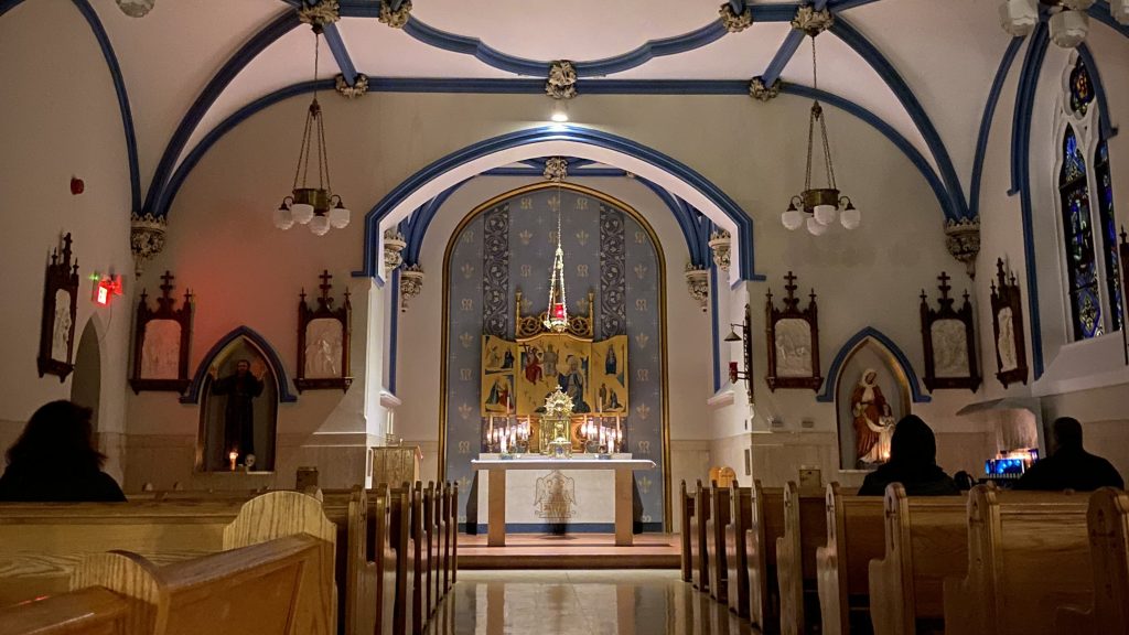 Adoration in the Virgin's chapel