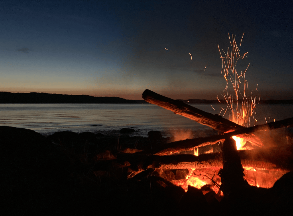 Picture of an awesome bonfire on the beach at the end of Crowley road